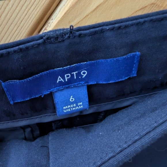 Apt.9 Women's Blazer And Pants Set - Picture 7 of 8